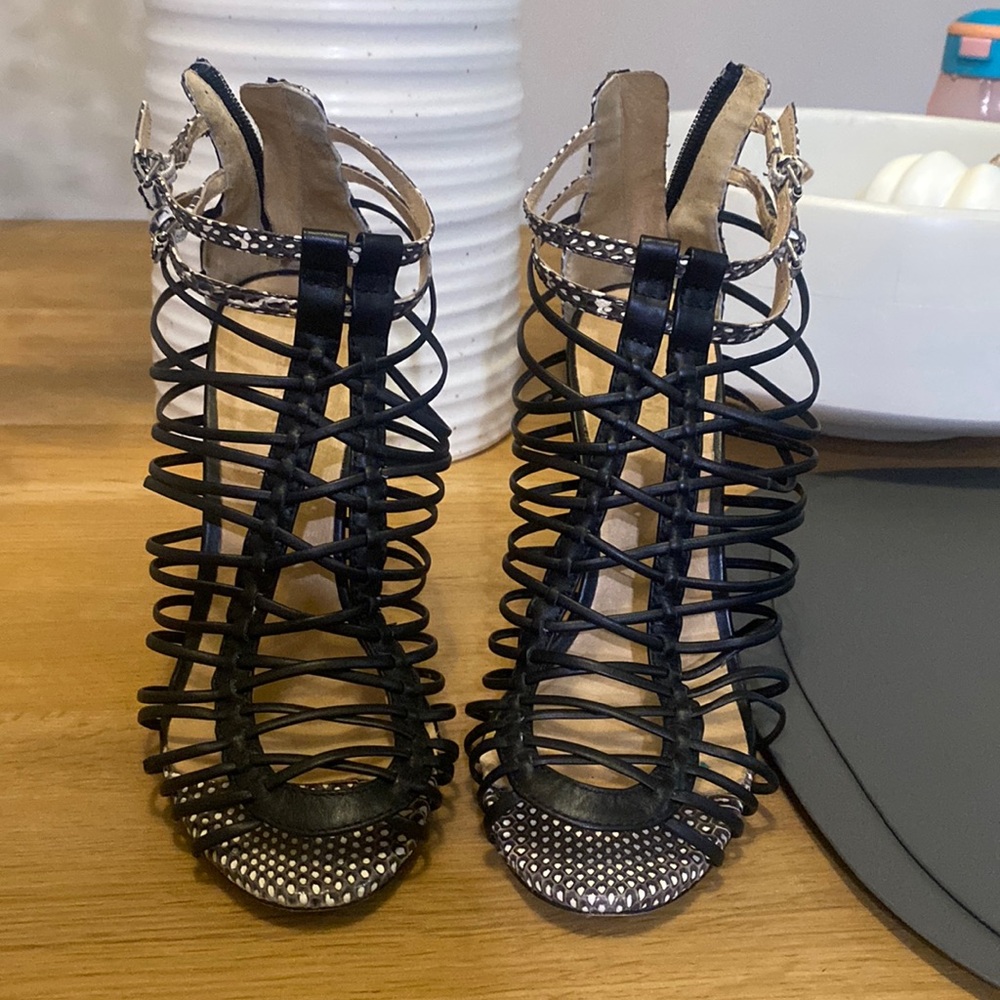 Strappy heels like new